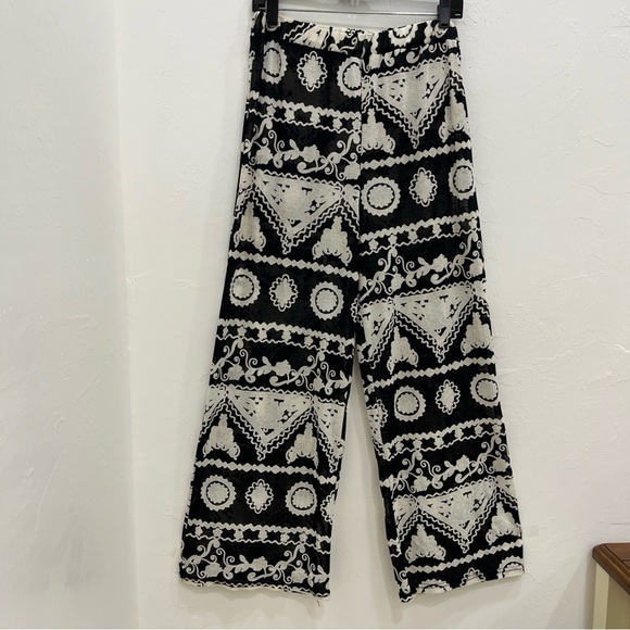 Women's‎ Black Bohemian Pants with Black and White Tapestry Design Wide Legs S/M - Picture 3 of 11